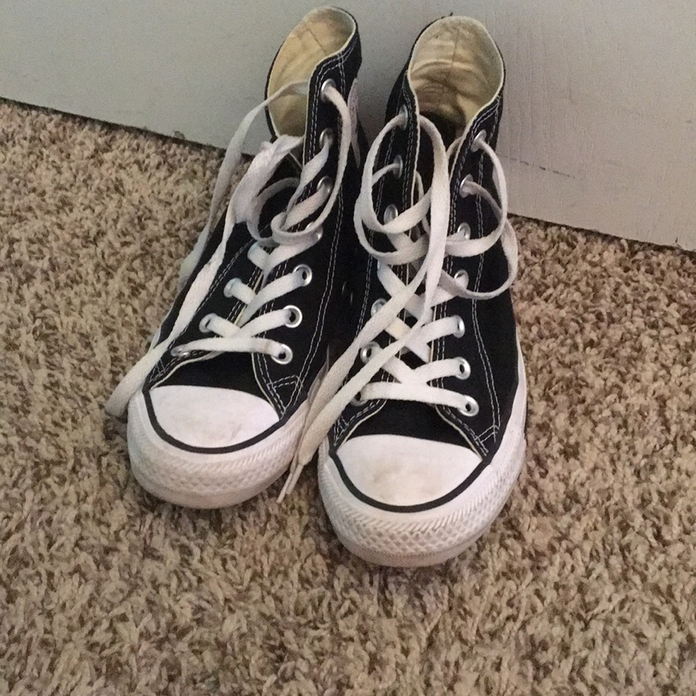 Black high top converse